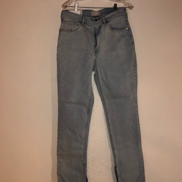 NWT Everlane Cheeky Split-Hem Jeans Vintage Light Wash 30 R - Picture 1 of 3